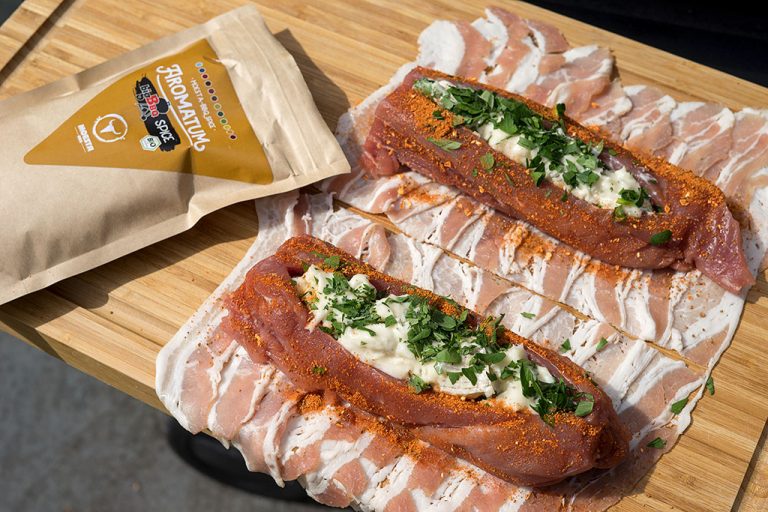 Bacon Wrapped Schweinefilet mit Gorgonzola-Kräuter-Füllung u. Whisky ...