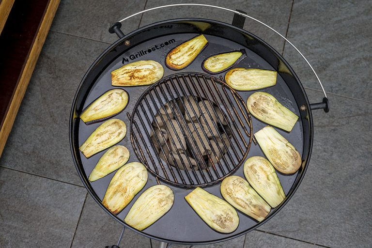 Auberginen-Feta-Röllchen mit Buletten - bigBBQ