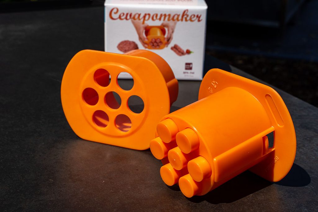 Cevapomaker – Die Cevapcici Presse im Praxistest - bigBBQ